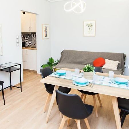 Contemporary And Chic Apartment In Central Ateny Zewnętrze zdjęcie