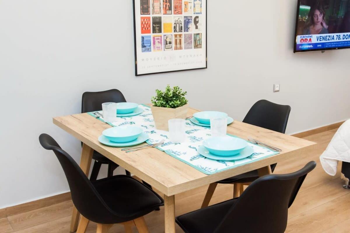 Contemporary And Chic Apartment In Central Ateny Zewnętrze zdjęcie